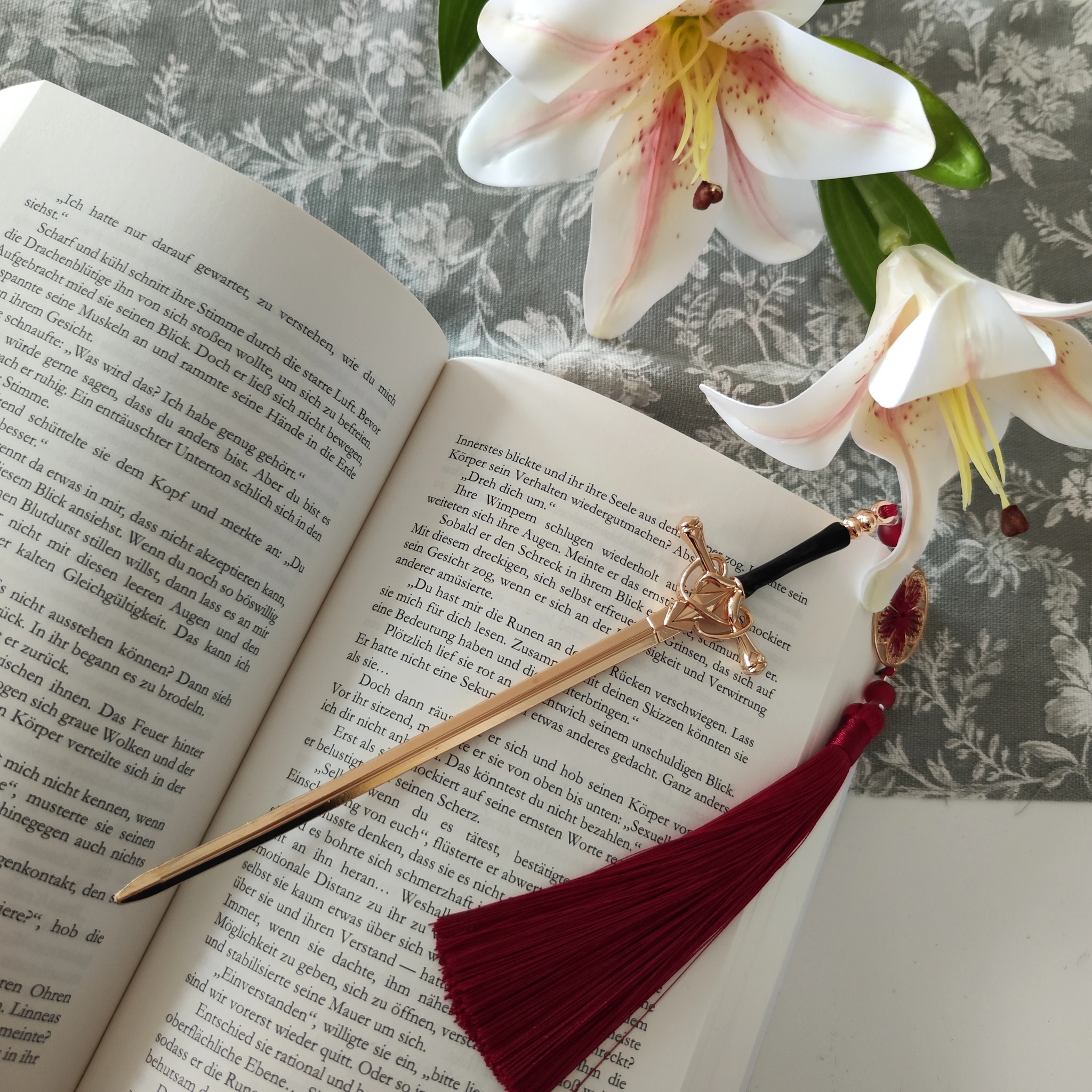 Buchcover Erbin der Schatten